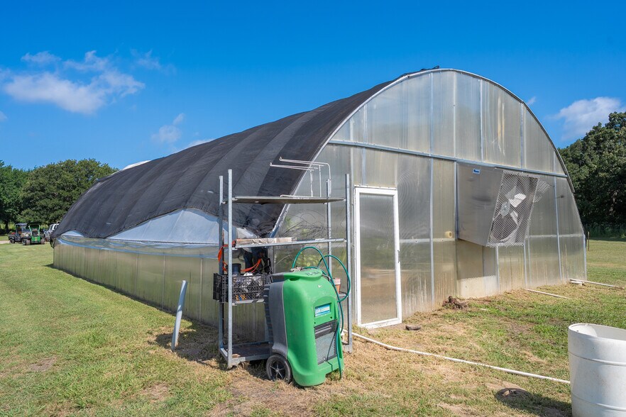 More Photos Of 6529 Asher Rd, Alvarado Specialty For Sale