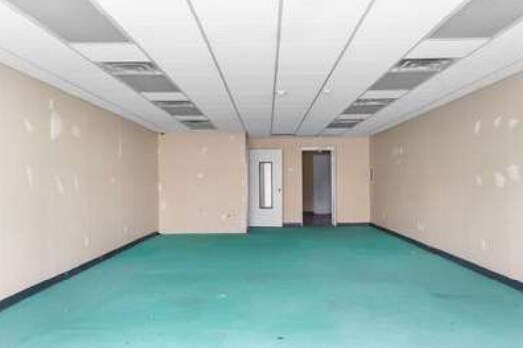 More Photos Of 809 N Main St, LaFayette General Retail For Sale