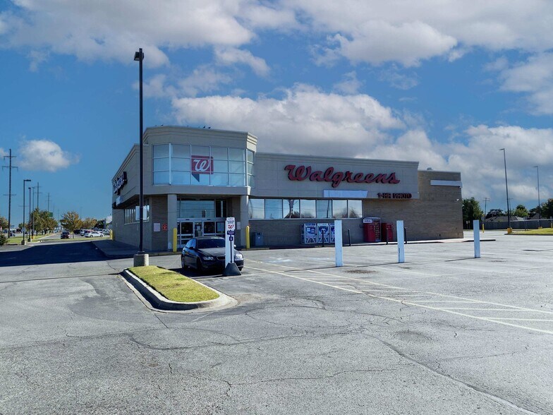 Primary Photo Of 6000 S Pennsylvania Ave, Oklahoma City Drugstore For Lease