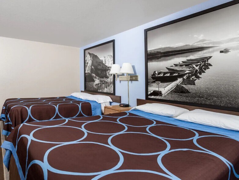 More Photos Of 1214 13th St S, Great Falls Hotel For Sale