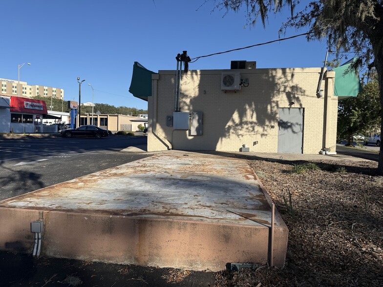 More Photos Of 1536 S Pine Ave, Ocala Fast Food For Lease
