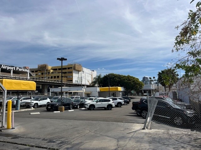 More Photos Of 1120 W Laurel St, San Diego Auto Dealership For Lease