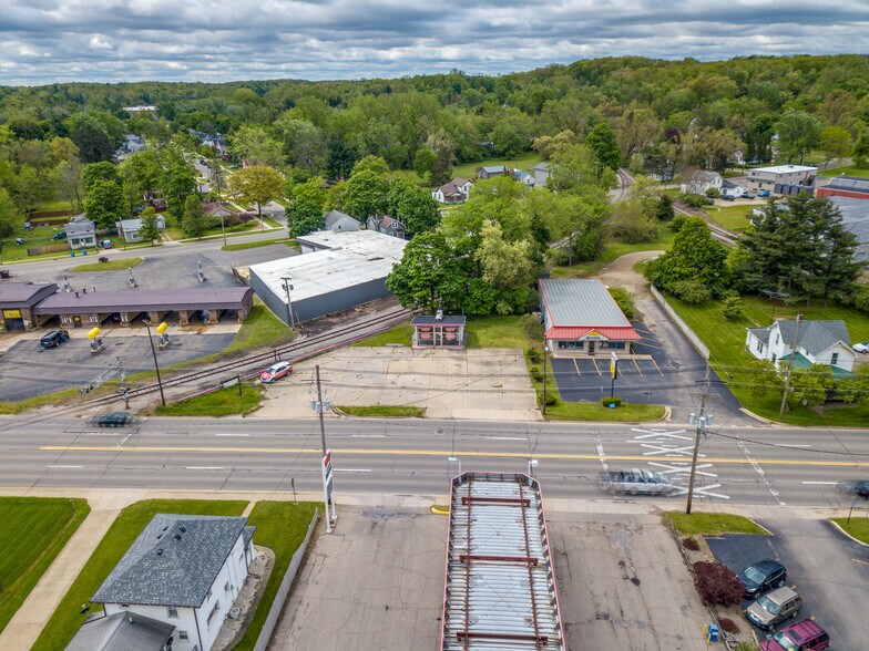More Photos Of 70 W Carleton Rd, Hillsdale Convenience Store For Sale
