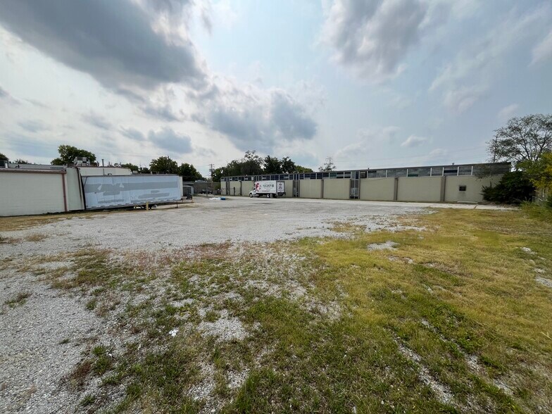 More Photos Of 30 Illinois Ave, Cincinnati Warehouse For Sale