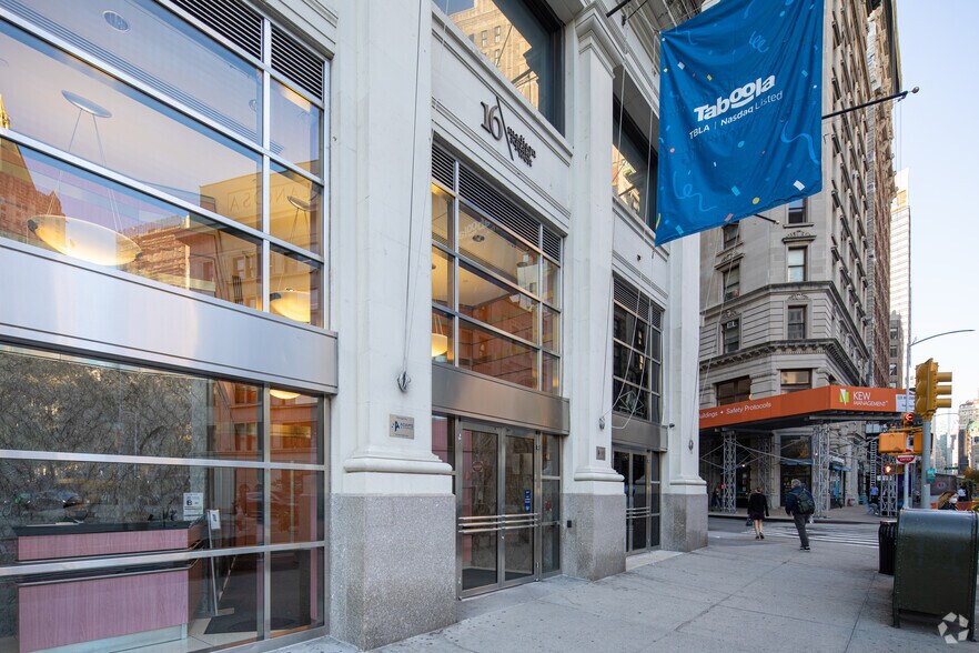 More Photos Of 16 Madison Square W, New York Coworking Space