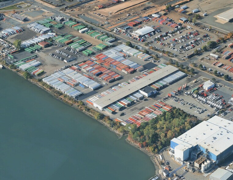 Primary Photo Of 36 N Hackensack Ave, Kearny Truck Terminal For Lease