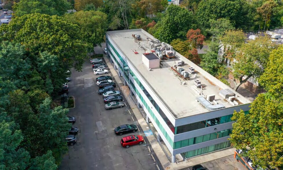 More Photos Of 521 Route 111, Hauppauge Medical For Lease