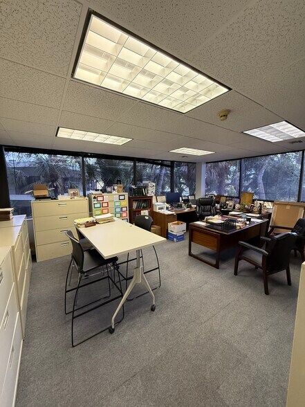 More Photos Of 2477 Stickney Point Rd, Sarasota Office For Lease
