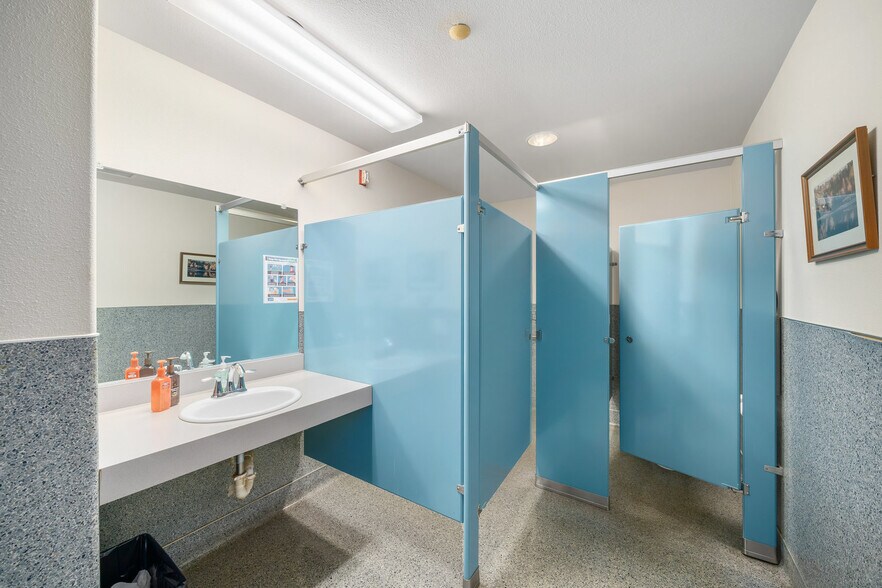 More Photos Of 4301 Second Wind Way, Paso Robles Office For Lease