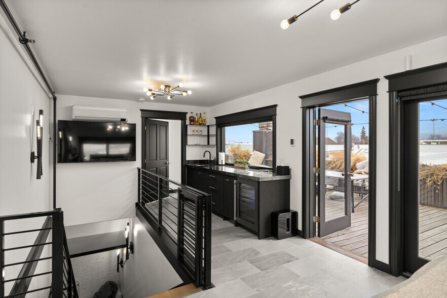 More Photos Of 30-50 2nd St E, Kalispell Office Residential For Sale