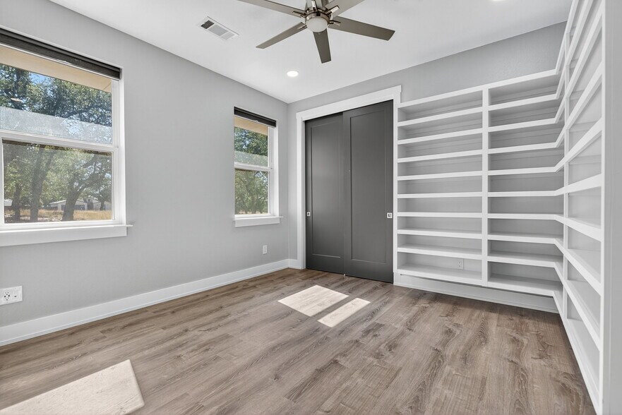 More Photos Of 21603 Thomas Cv, Lago Vista Land For Sale