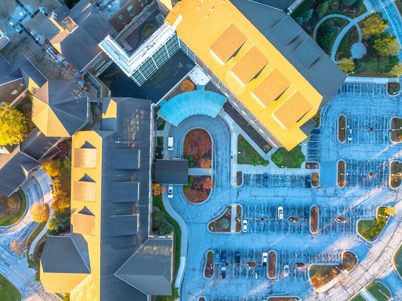 More Photos Of 13133 N Port Washington Rd, Mequon Medical For Lease