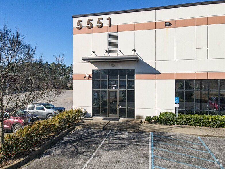 More Photos Of 5551 Parkwest Dr, Bessemer Distribution For Lease