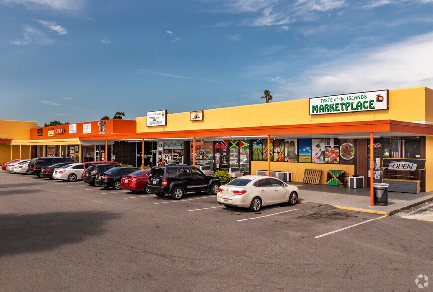 More Photos Of 2213-2333 34th St S, Saint Petersburg Unknown For Lease