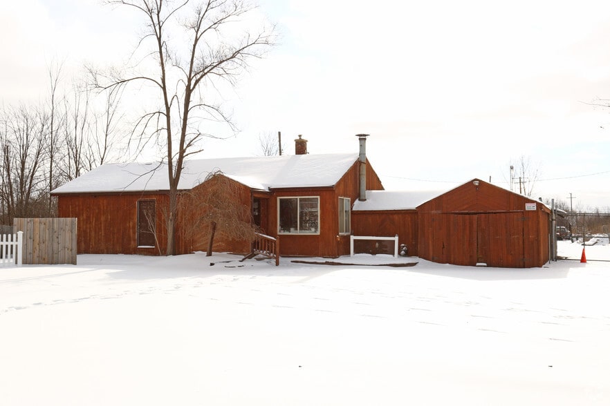 More Photos Of 44955 Michigan Ave, Canton Township Freestanding For Sale