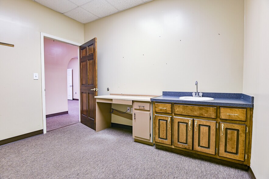 More Photos Of 4124 Us-278 Hwy, Covington Office For Sale