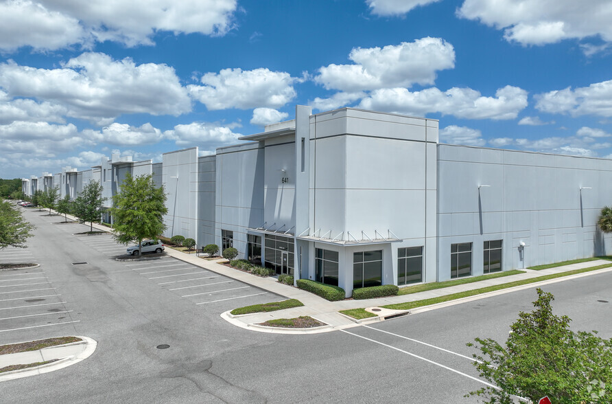 Primary Photo Of 641 E Crown Point Rd, Ocoee Warehouse For Lease