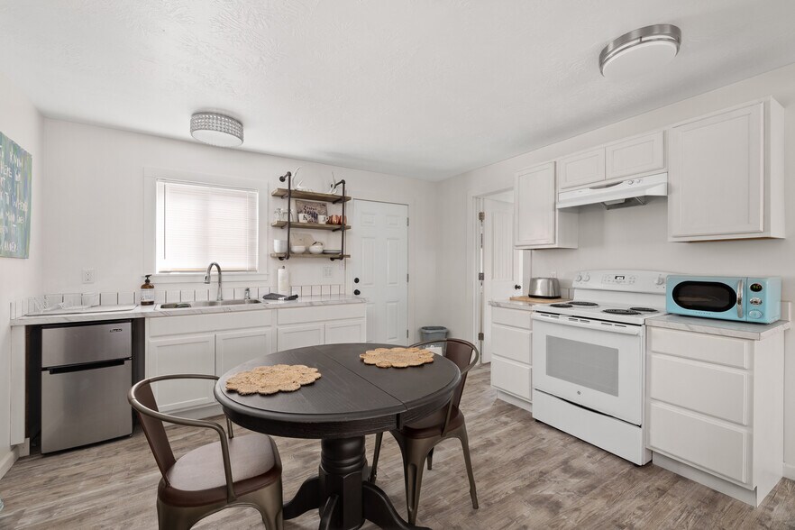 More Photos Of 175 W Bond St, Astoria Storefront Retail Residential For Sale