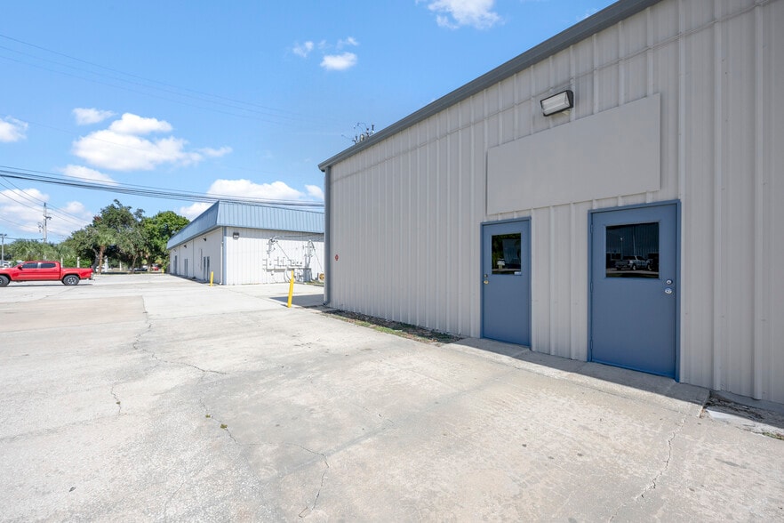 More Photos Of 2853 Kirby Cir NE, Palm Bay Unknown For Lease