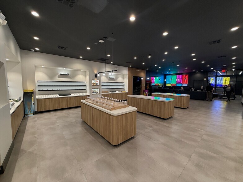 More Photos Of 2301 Newport Blvd, Costa Mesa Medical For Sale