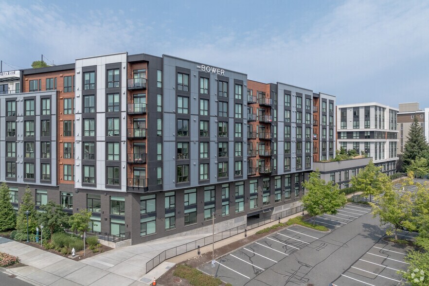 More Photos Of 11811-11821 NE 128th St, Kirkland Multifamily For Sale