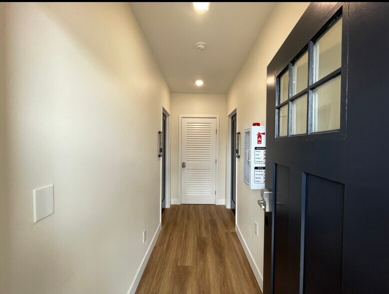 More Photos Of 3536 W Slauson Ave, Los Angeles Apartments For Lease