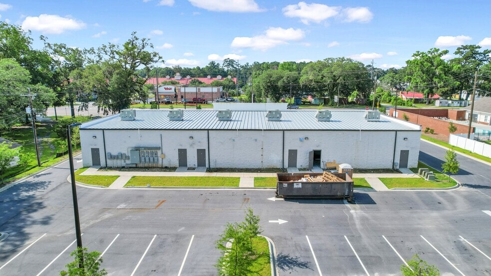 More Photos Of 4410 Ogeechee Rd, Savannah Storefront Retail Office For Lease