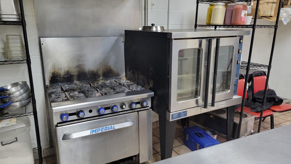 More Photos Of 20804 Plymouth Rd, Detroit Restaurant For Sale