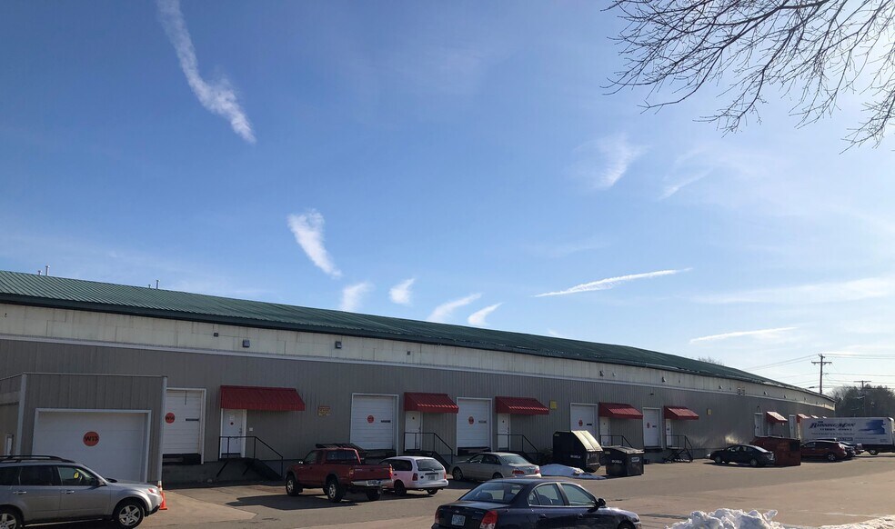More Photos Of 120 E Hollis St, Nashua Warehouse For Lease