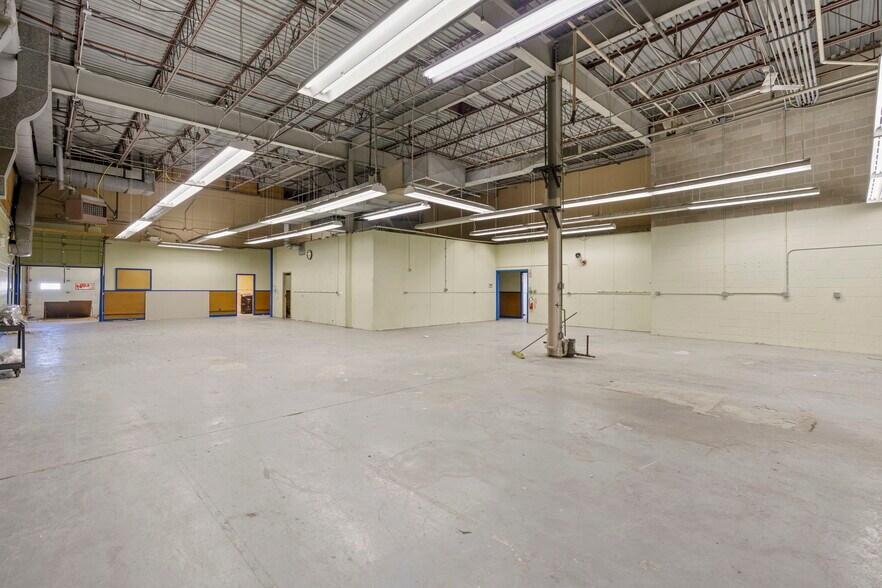 More Photos Of 777-785 Main St, Lewiston Warehouse For Lease