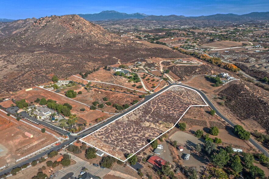 More Photos Of 36555 Summitville st, Temecula Land For Sale