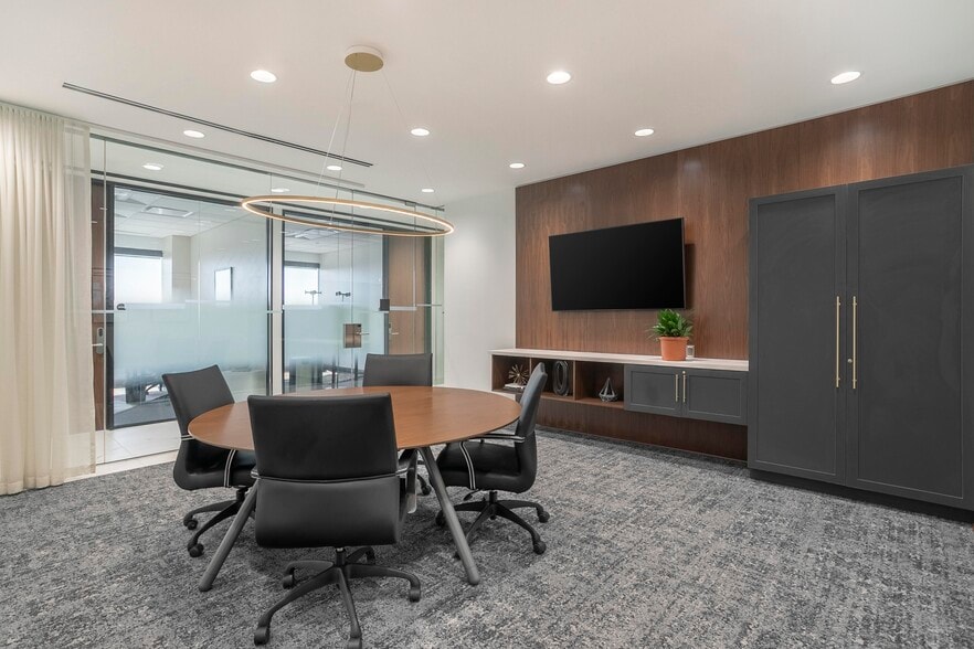 More Photos Of 5956 Sherry Ln, Dallas Coworking Space