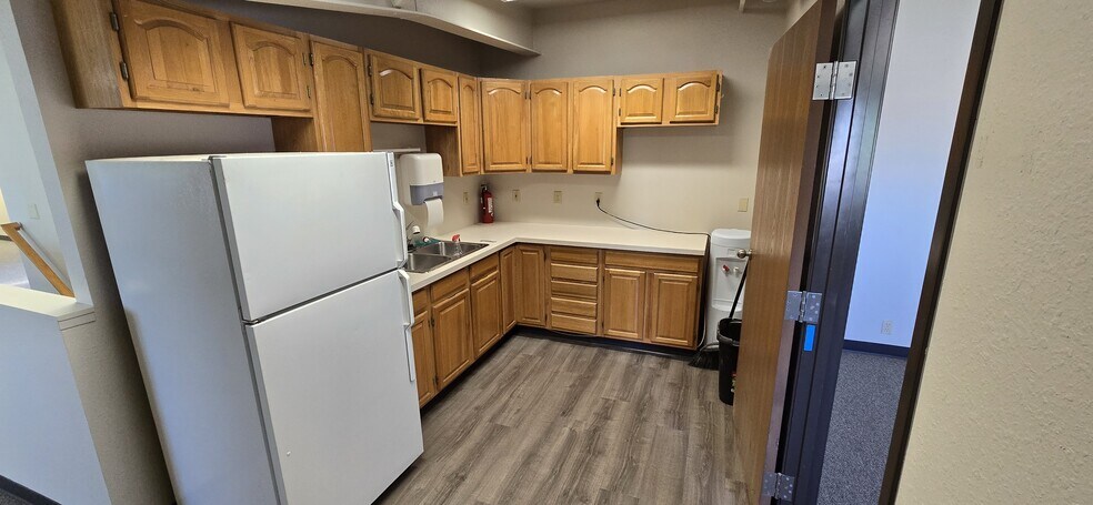 More Photos Of 14320 Longs Peak Ct, Longmont Warehouse For Sale