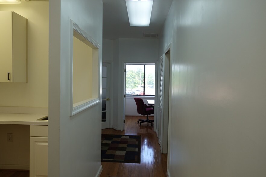 More Photos Of 9239-9249 Old Keene Mill Rd, Burke Medical For Sale