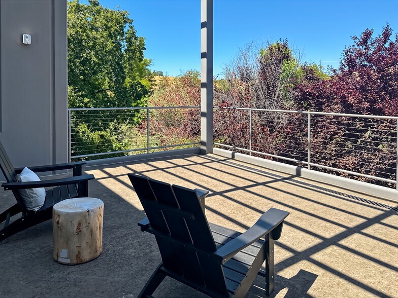 More Photos Of 1264 Hawks Flight Ct, El Dorado Hills Coworking Space