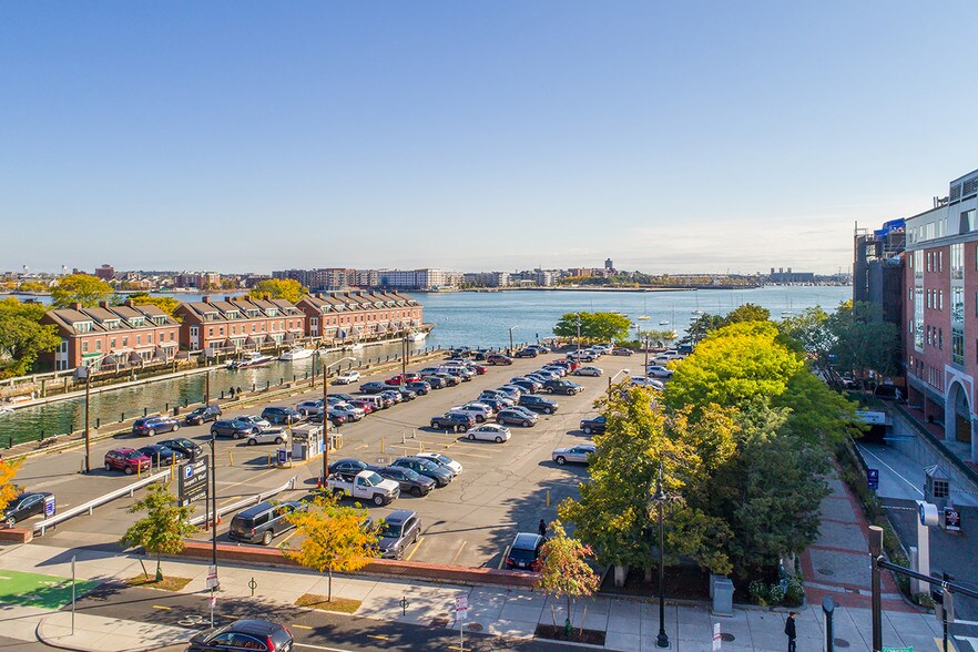 266 Commercial St, Boston, MA 02109 Restaurant For Sale