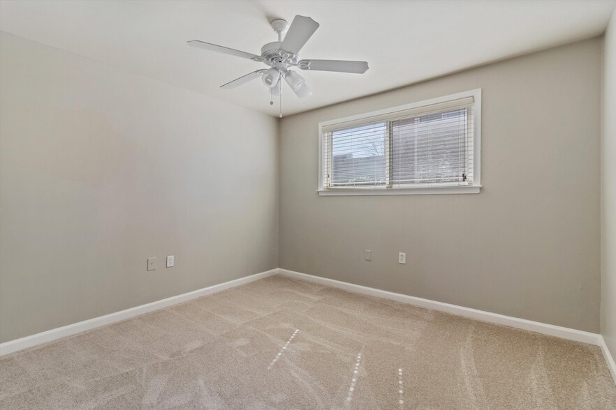 More Photos Of , Memphis Multifamily For Sale