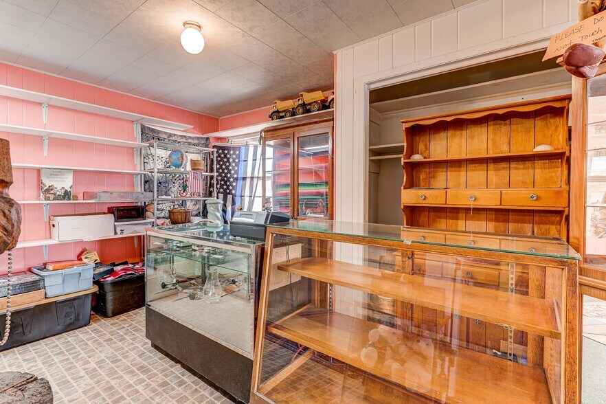 More Photos Of 75 N Market St, Keenesburg Storefront For Sale