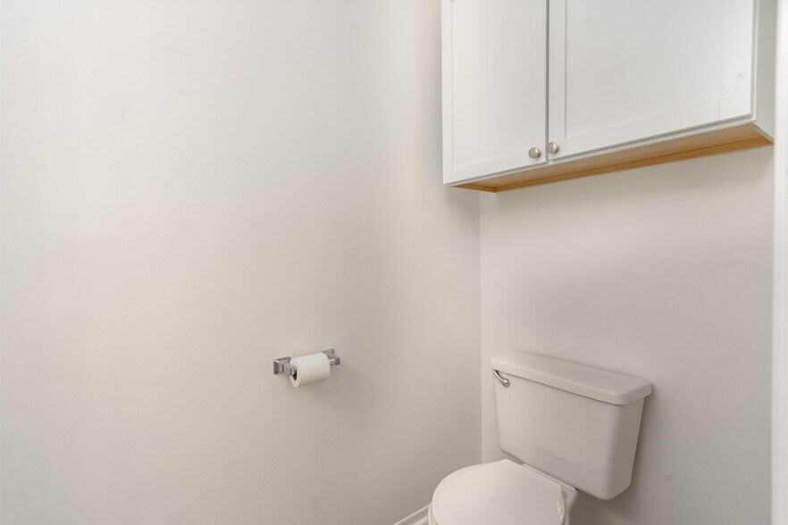 More Photos Of 229 Summit Rdg, White Lake Apartments For Sale