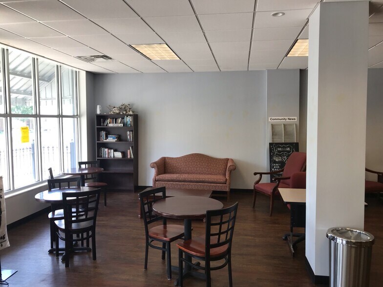 More Photos Of 592-594 N 2nd St, Memphis Freestanding For Sale