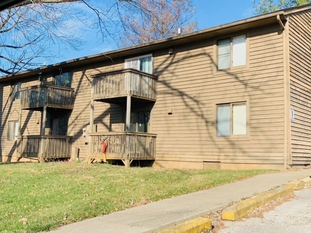 More Photos Of 2600 6th St, Bedford Apartments For Sale