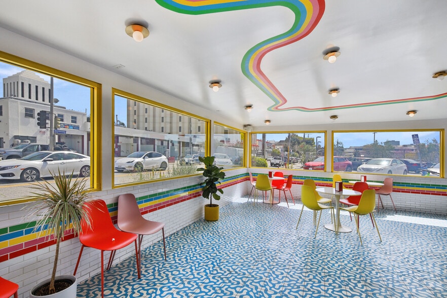 More Photos Of 3660 Beverly Blvd, Los Angeles Restaurant For Sale