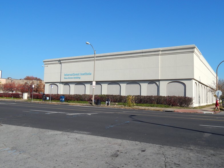 More Photos Of 3654 S Grand Blvd, Saint Louis Office For Sale