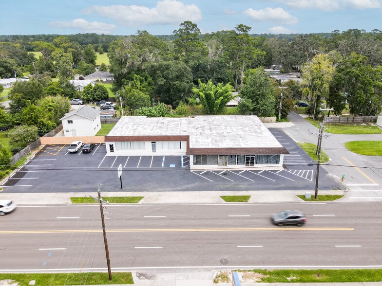 More Photos Of 2803 NW 6th St, Gainesville Freestanding For Lease