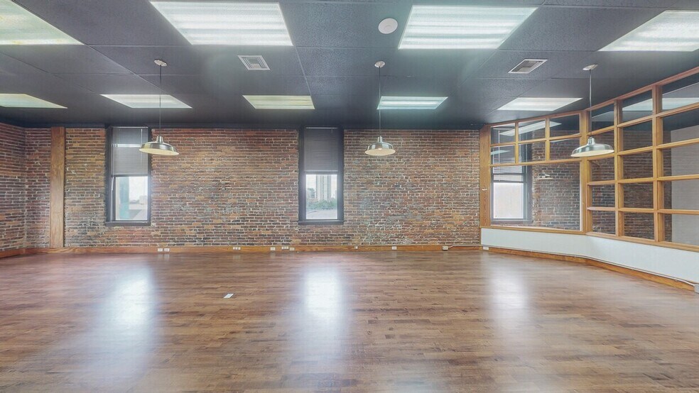 More Photos Of 306 E Tyler St, Tampa Medical For Lease