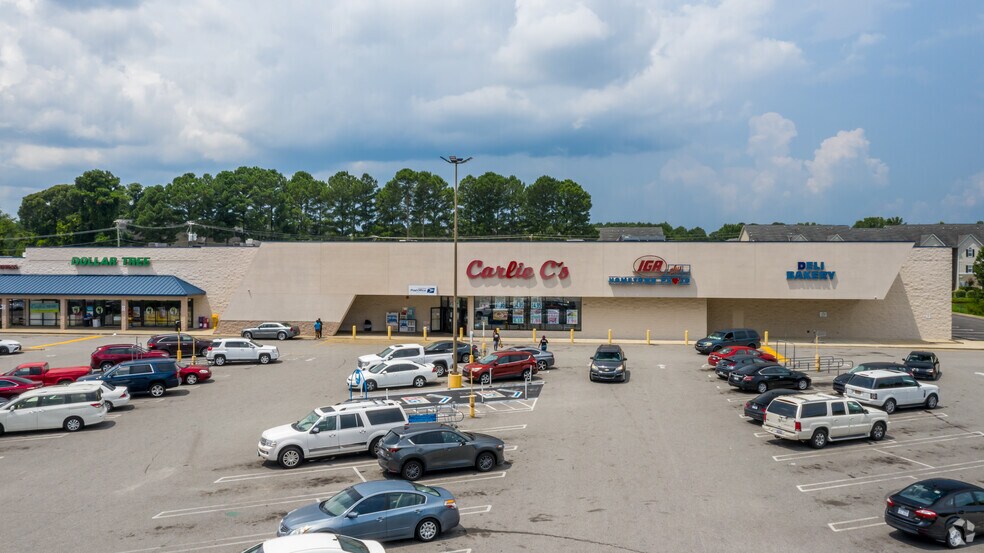 More Photos Of 690-700 S Reilly Rd, Fayetteville General Retail For Lease
