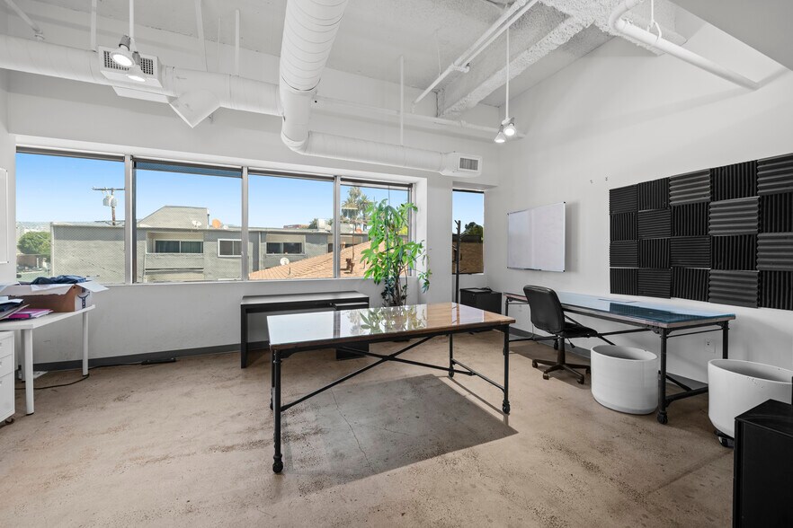 More Photos Of 8447 Wilshire Blvd, Beverly Hills Office For Lease