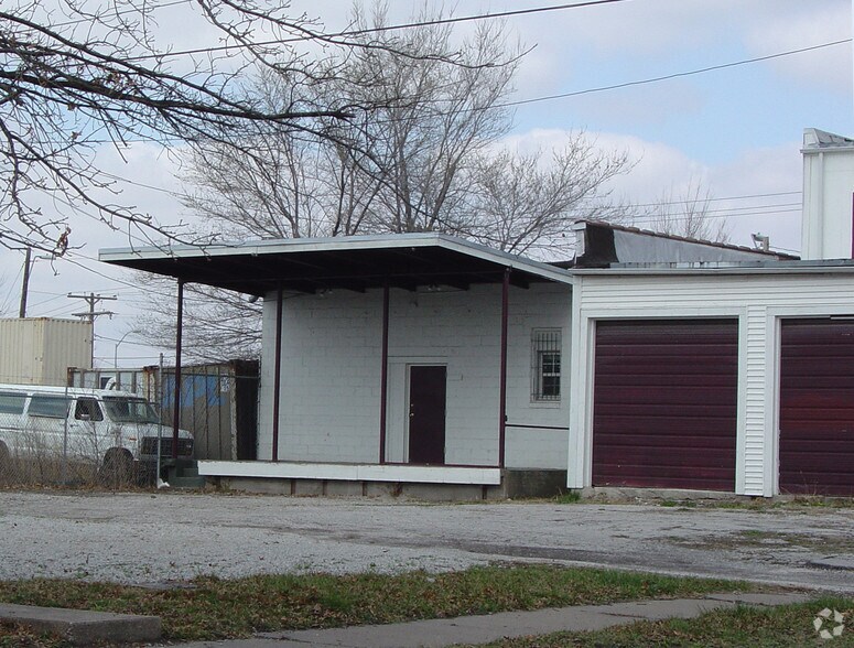More Photos Of 6319-6123 Stadium Dr, Kansas City Freestanding For Sale