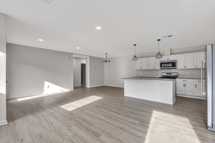 More Photos Of 253 Mantoloking Rd, Brick Apartments For Lease