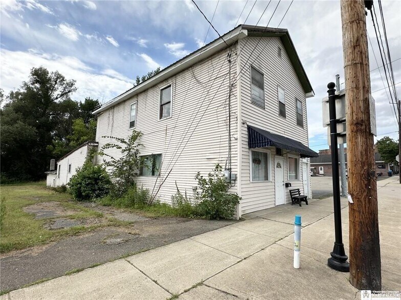 More Photos Of 97 Main St, Randolph Bar For Sale